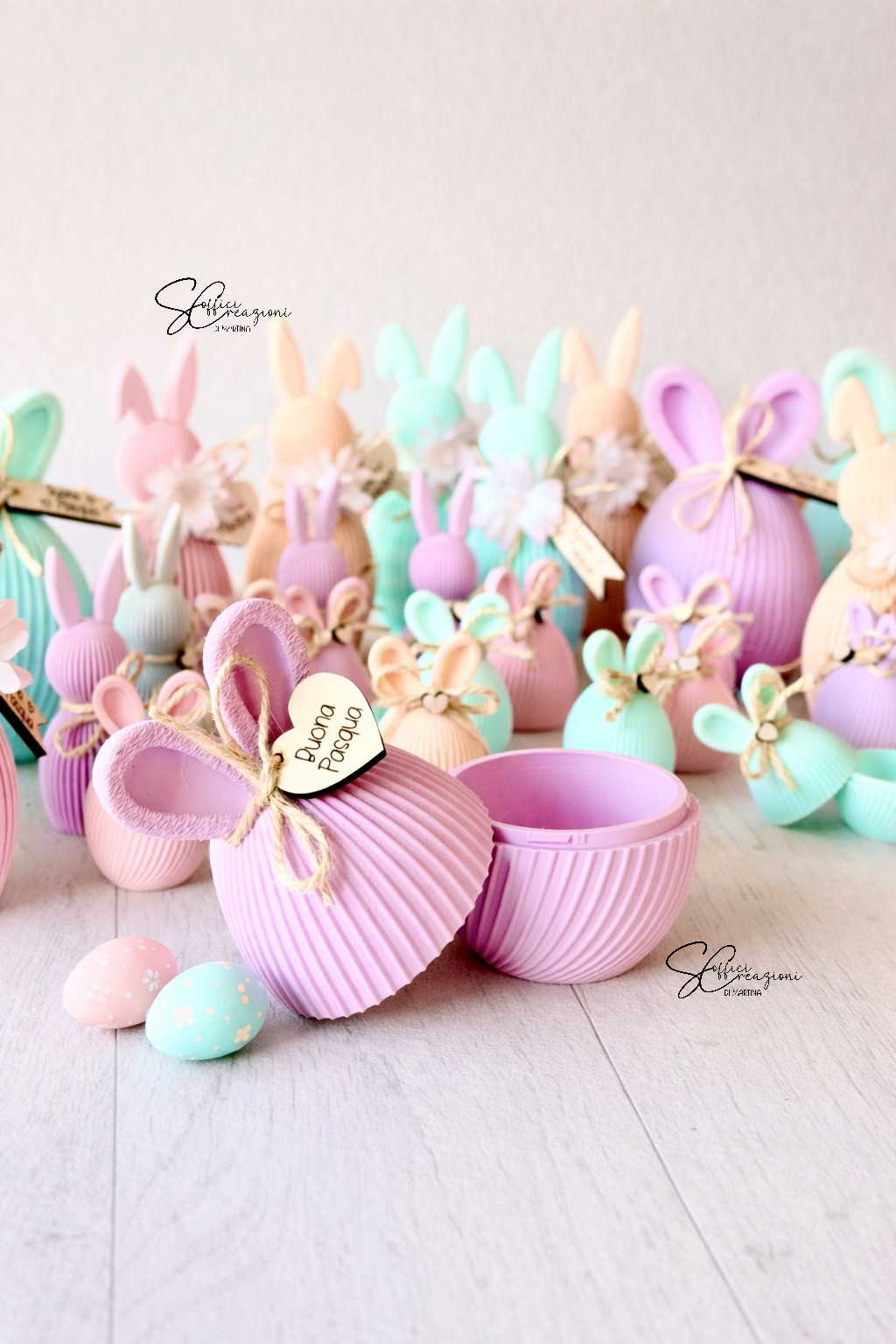 Coniglietto pasquale decorativo e contenitore