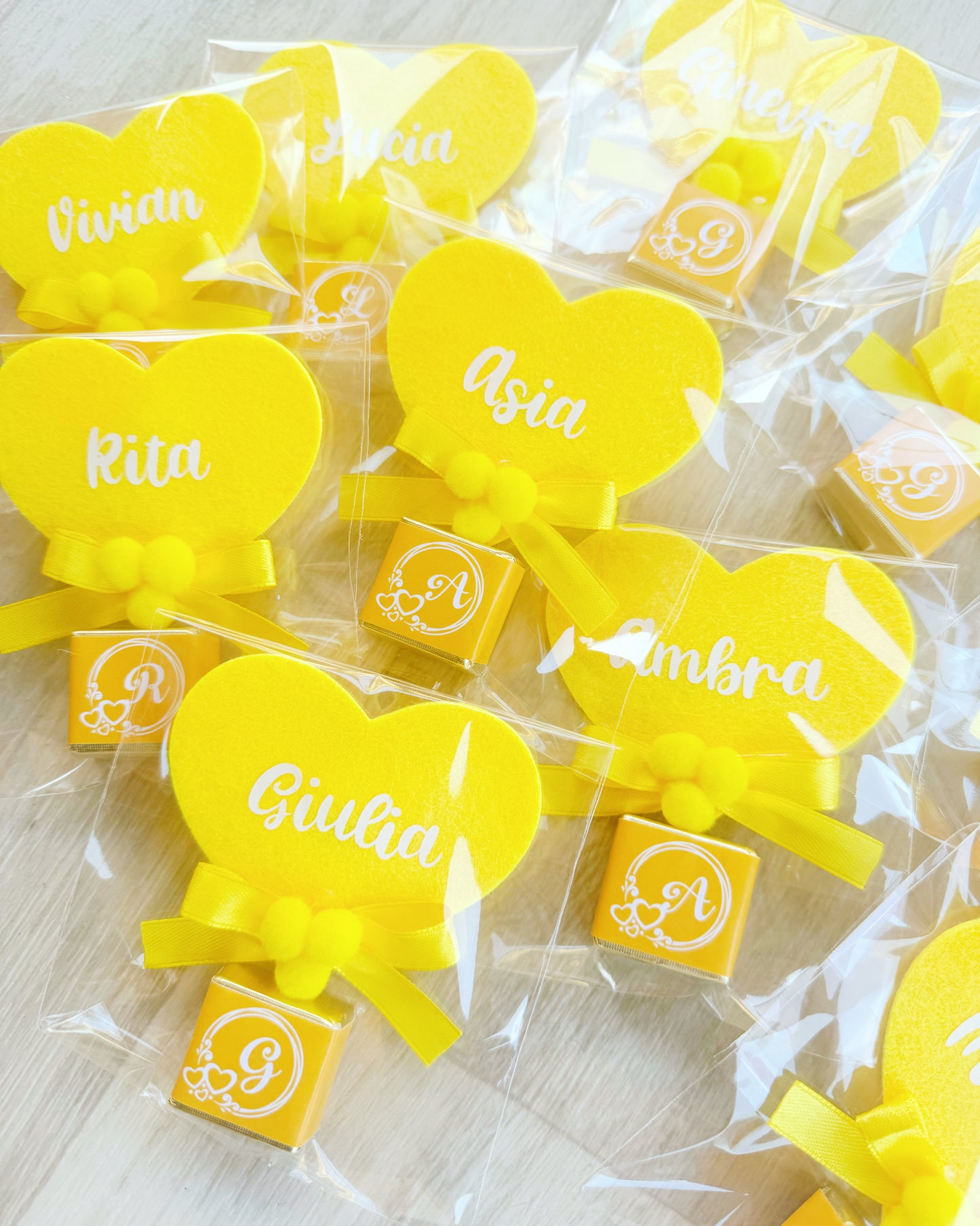 Cuore con calamita festa della donna con nome