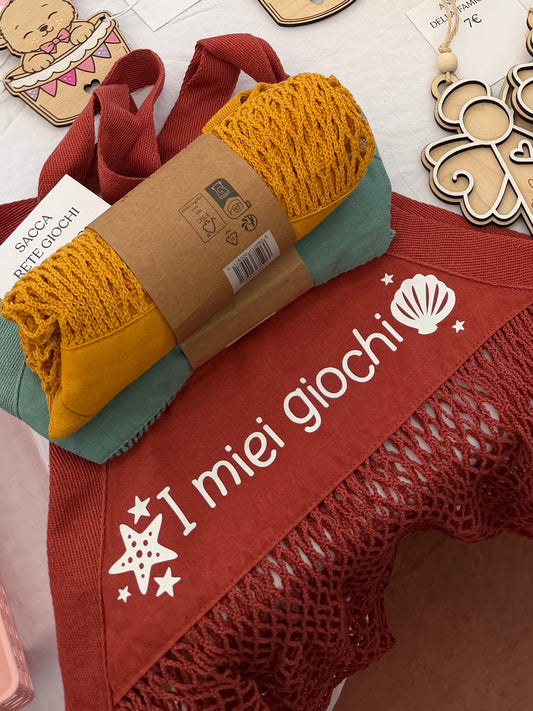 Sacca rete giochi rossa con scritta