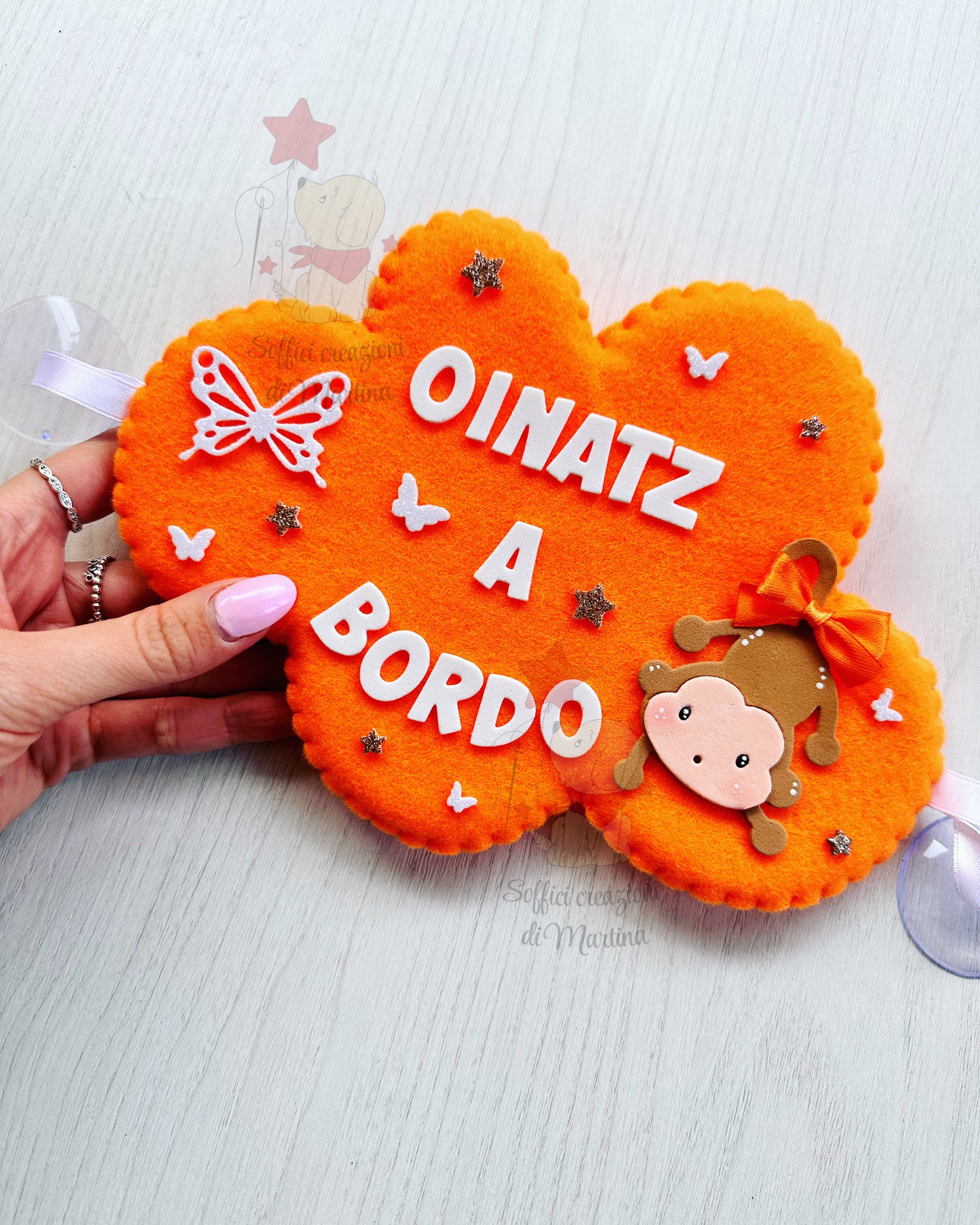 Bimbi a bordo in pannolenci a forma di nuvoletta arancione 